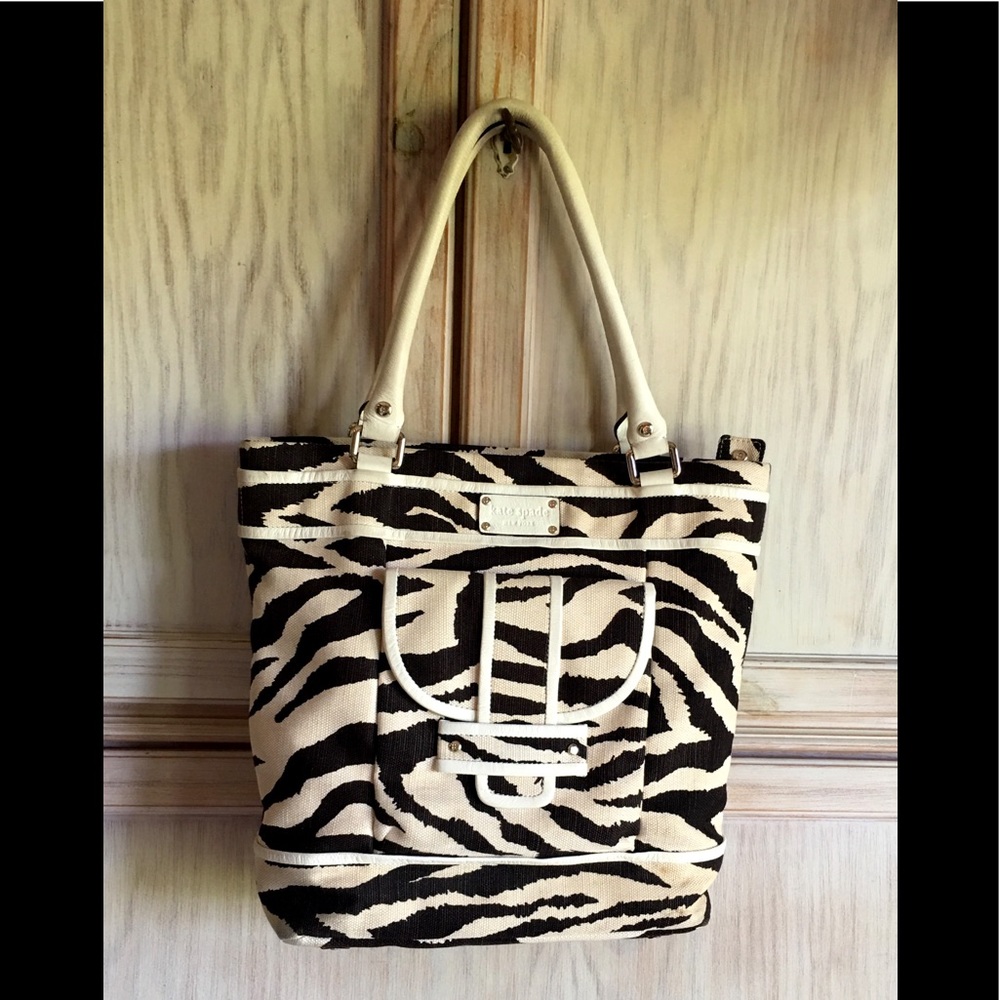 🦓KATE SPADE PURSE🦓